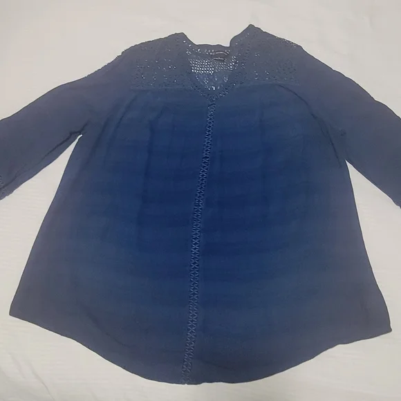 Women's Blue Top Size L - Picture 2 of 5